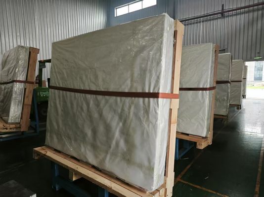 Buen precio Substratos de vidrio ultrafinos ultrablancos de formato XXL - Bajo defecto, alto rendimiento en línea
